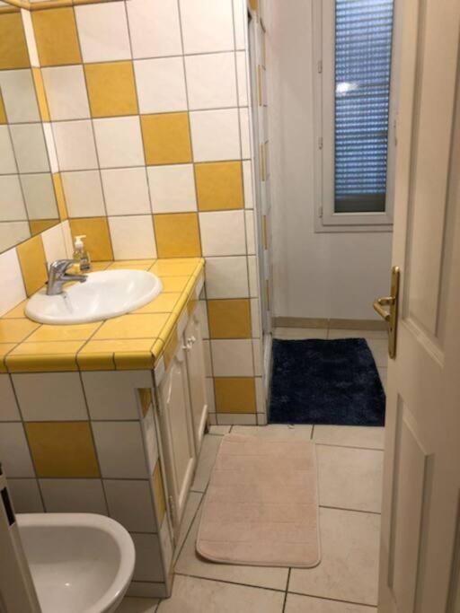 Appartement Centre Ville Saint-Raphael 外观 照片